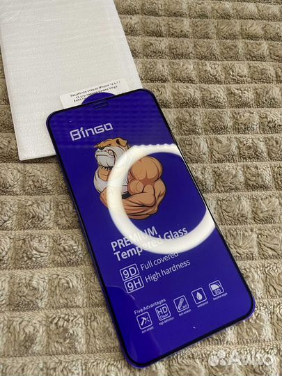 Защитное стекло на iPhone 12/12pro