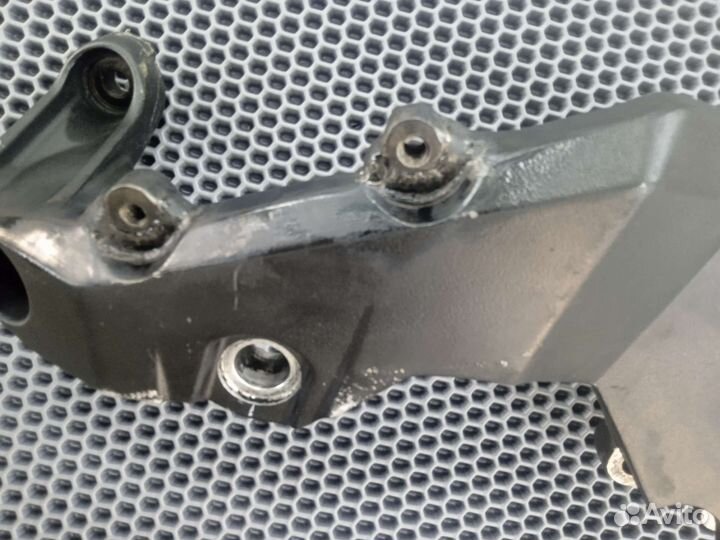 Mv agusta f3 правая пластина рамы