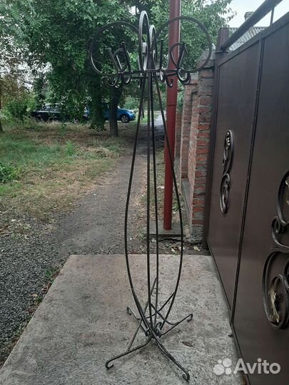 Вешалка для одежды напольная