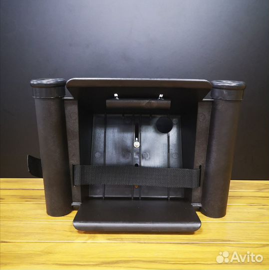 Столик для эхолота