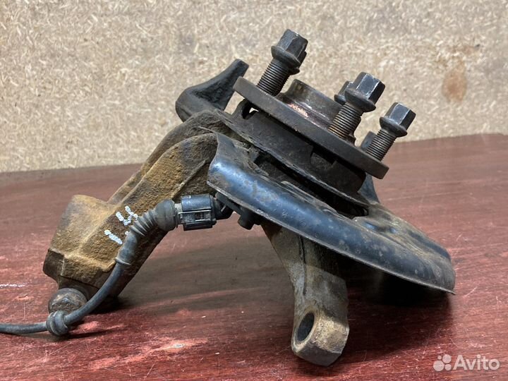 Правый поворотный кулак фольксваген гольф 4