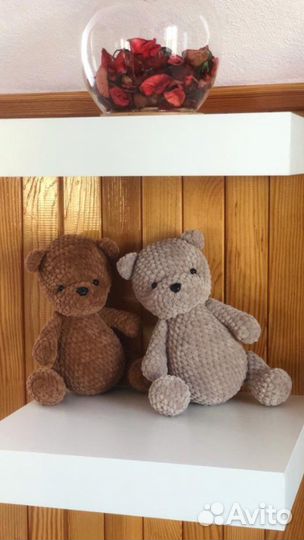 Мишка плюшевый вязаный