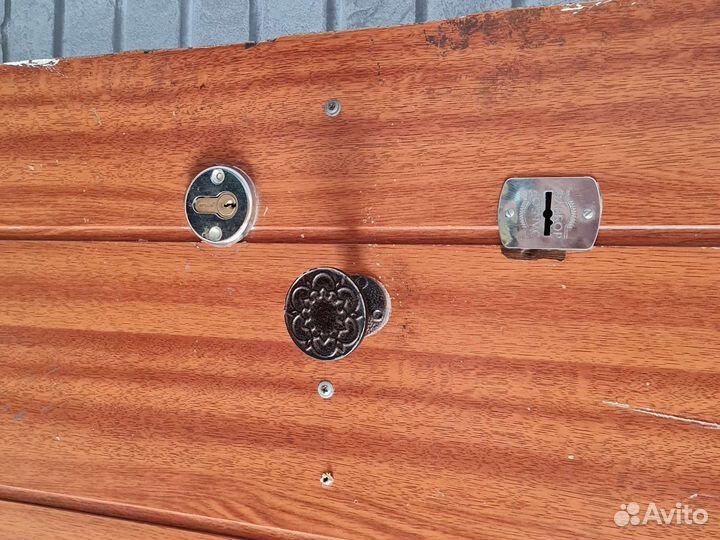 Дверь входная