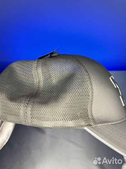 Бейсболка OFF white