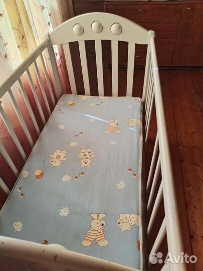 Детская кроватка
