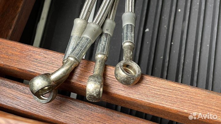 Тормозные шланги Goodridge 2010 Camaro SS