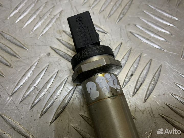 Рейка топливная (рампа) Volkswagen Tiguan (NF) I