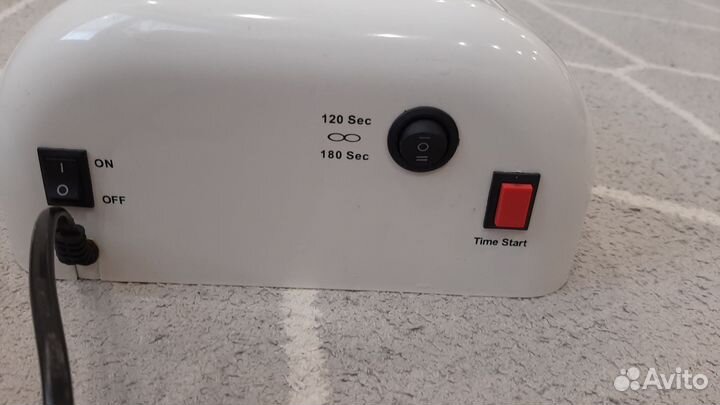 Лампа для ногтей