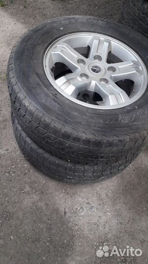 Bridgestone Blizzak Ice 245/70 R16