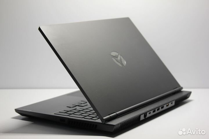 Lenovo Legion gtx1660ti core i5 16озу SSD512 144Гц