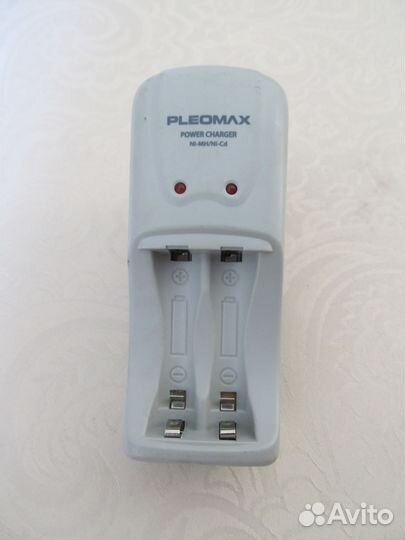 Зарядное устройство pleomax KN-8206