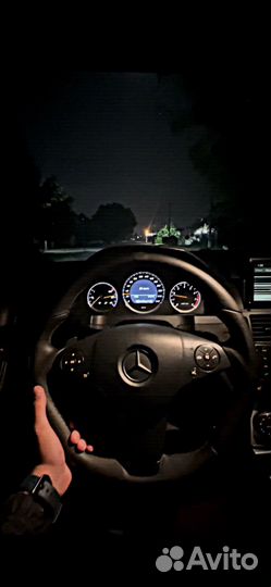 Щиток приборов w204