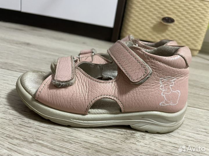 Босоножки для девочки