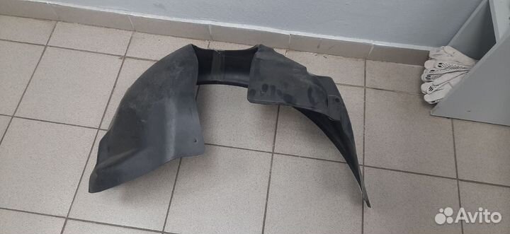 Подкрылок передний левый Hyundai Solaris
