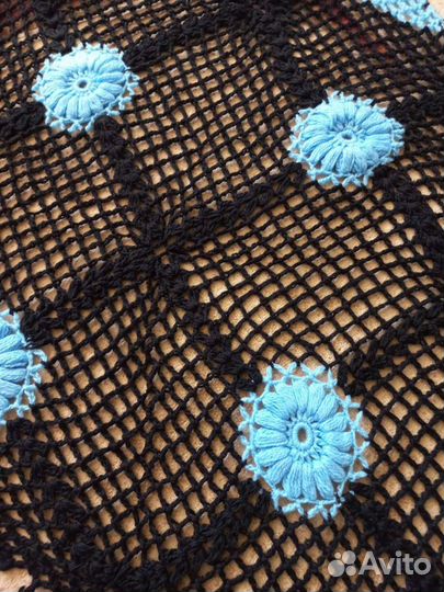 Шаль,2,3м на1,3м,кисти