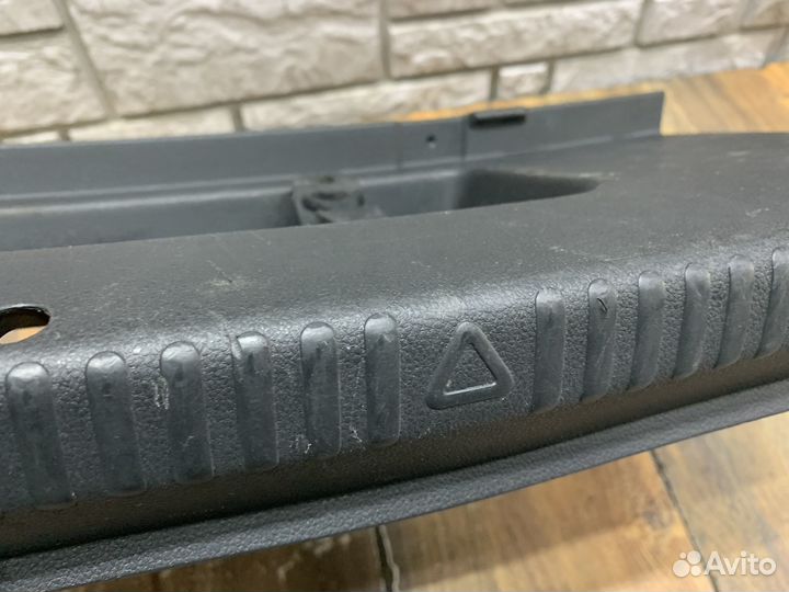 Skoda Octavia A7 Обшивка багажника