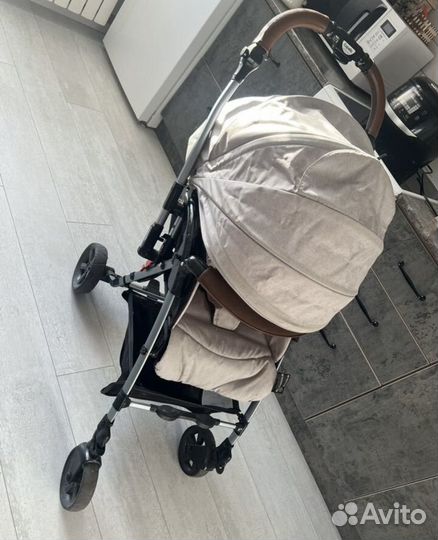 Коляска прогулочная capella