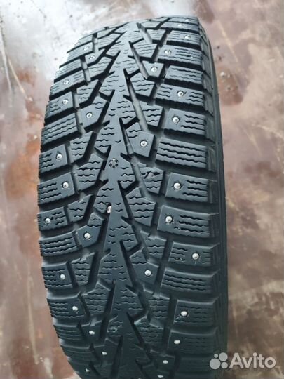 Maxxis ArcticTrekker NP3 205/60 R16