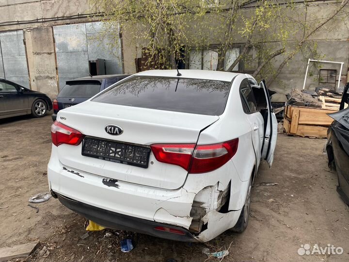 Разбор Kia Rio 3
