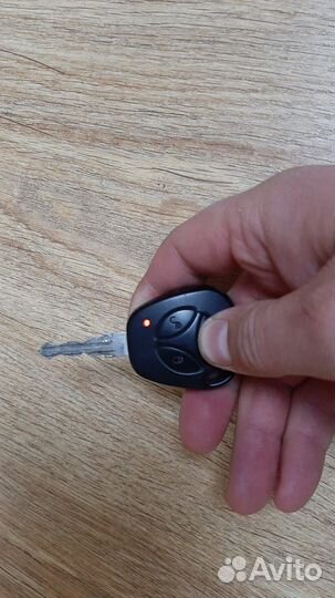 Ключ дистанционный Приора (Priora) оригинал пду