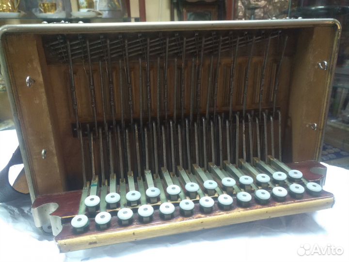 Гармонь, мастер В. Романов