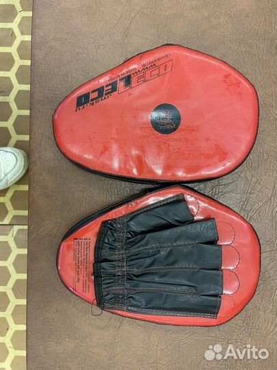 Боксерские лапы Leco gp25