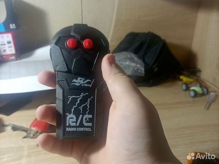 Машинка на радиоуправлении