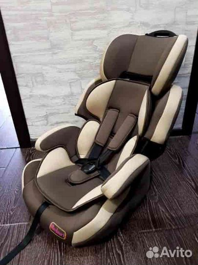 Автокресло почти новое