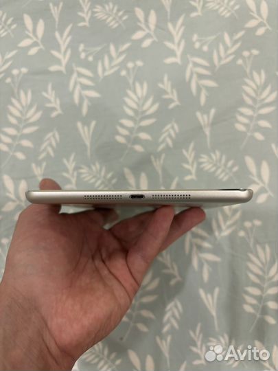 iPad mini 2 32gb wifi+sim