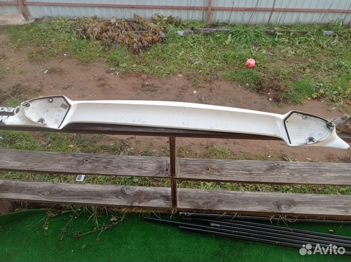 Спойлер mazda мпв