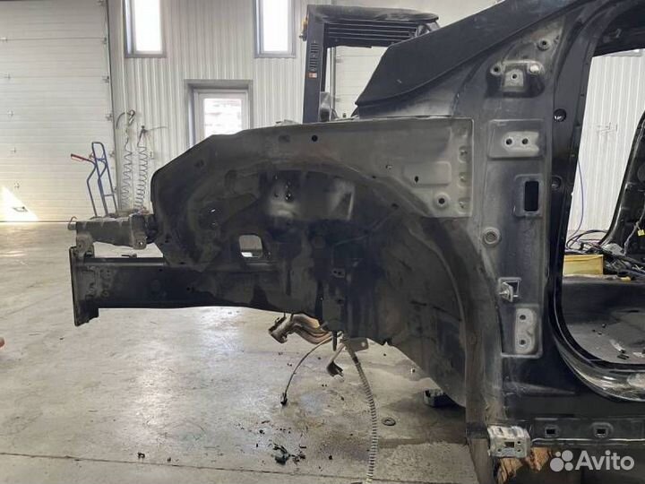 Б/У Лонжерон передний левый 646053Z000 Hyundai-KIA