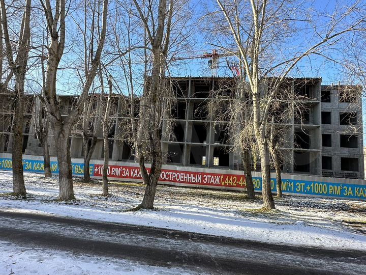 1-к. квартира, 43,3 м², 2/5 эт.