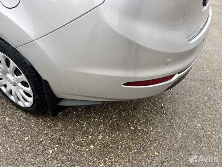 Ford Fiesta 1.6 МТ, 2015, 58 000 км