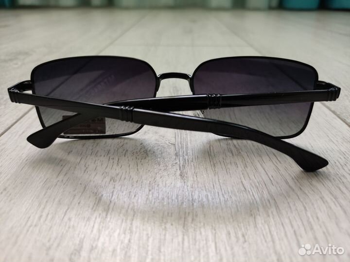 Солнцезащитные очки Matrix polarized