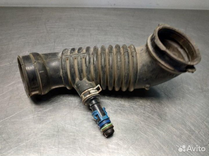 Патрубок воздушного фильтра Mazda CX-7