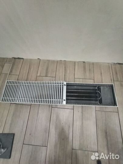 Внутрипольный конвектор бу месяц