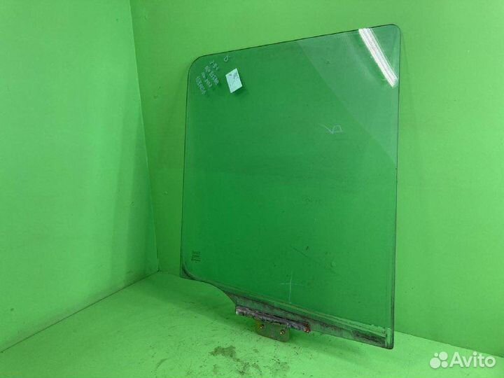 Стекло двери DAF XF105