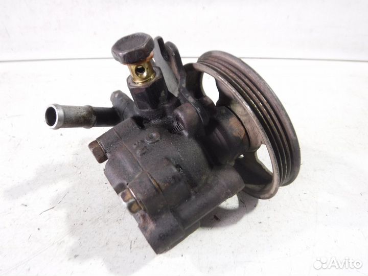 Насос гур Nissan Primera P10