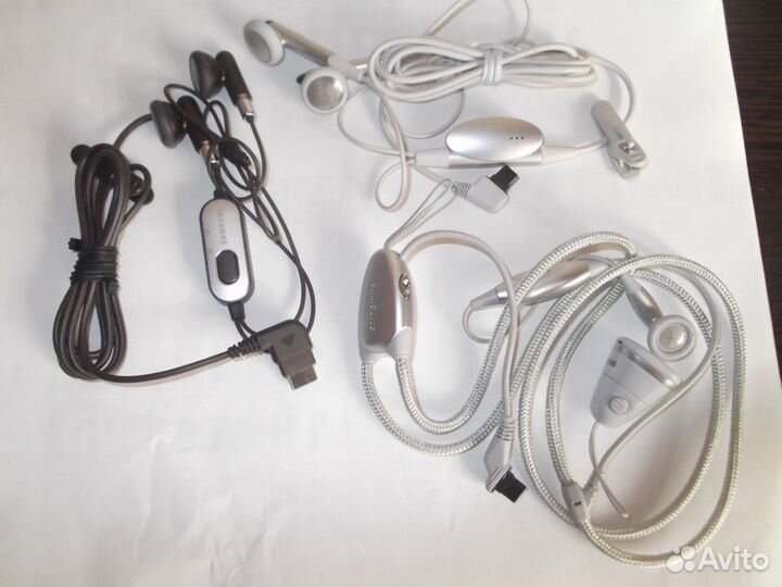 Наушники Samsung