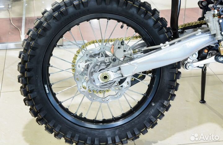 Мотоцикл BSE Z4 2.0