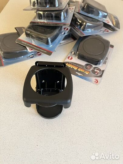 Держатель для стаканов и бутылок в автомобиль