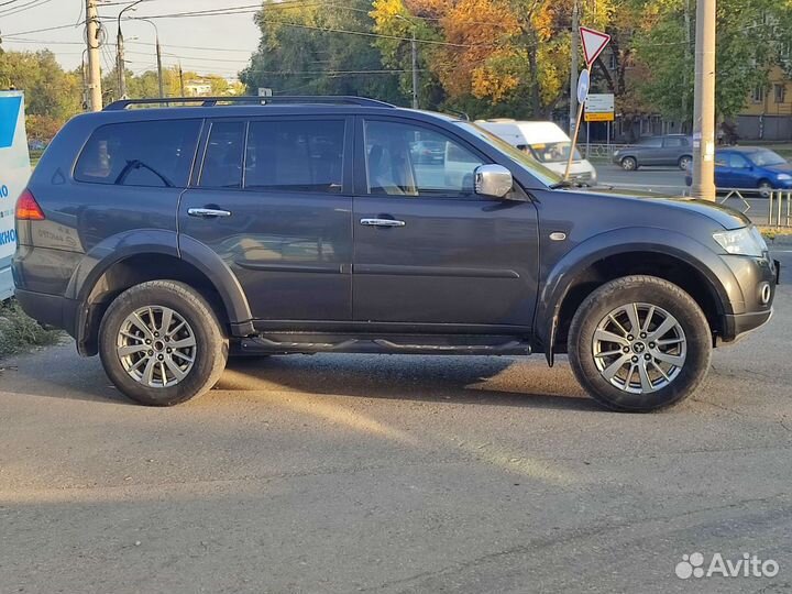 Mitsubishi Pajero Sport 2.5 AT, 2011, 176 031 км