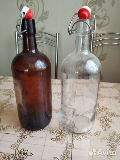 Бутылка с бугельной пробкой