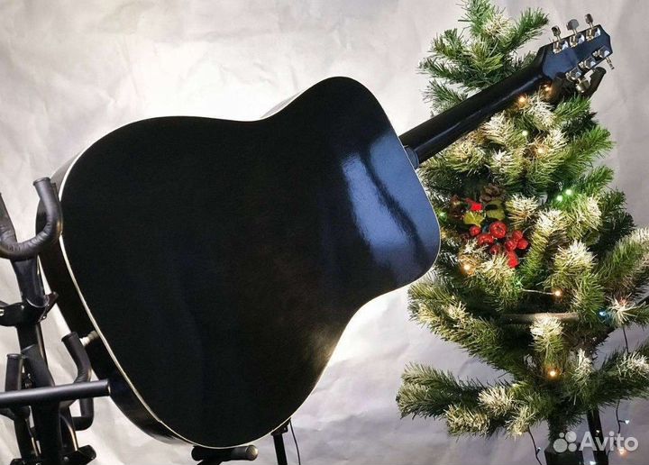 Гитара с чехлом (комплект)