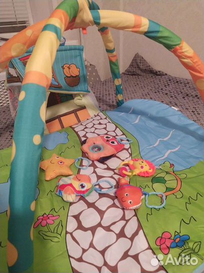 Развивающий коврик