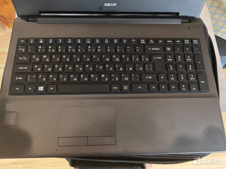 Ноутбук dexp Aquilon O107