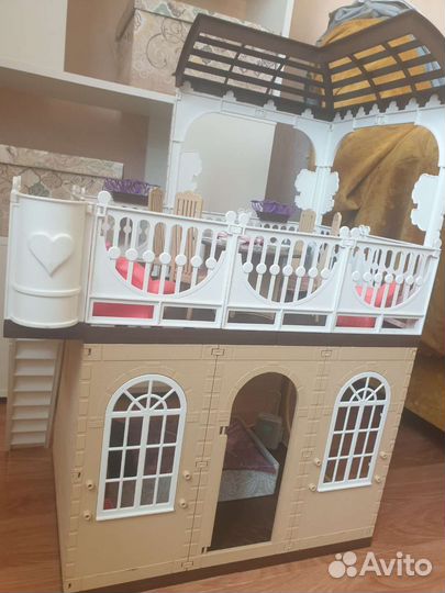 Домик кукольный
