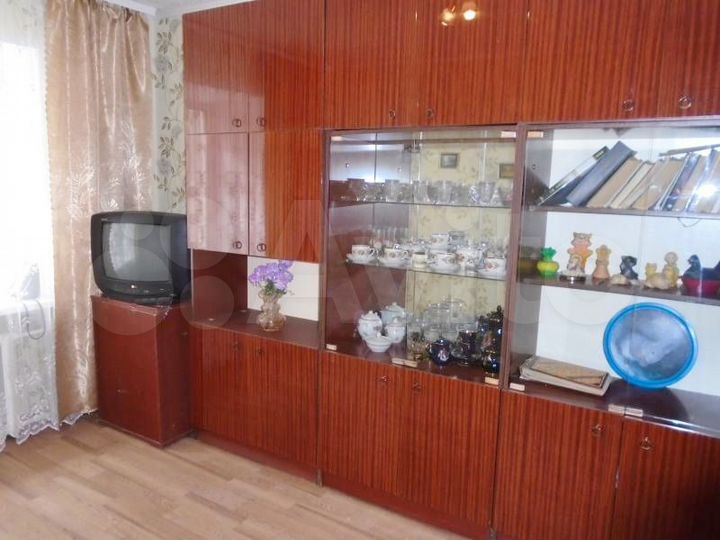 Комната 14 м² в 6-к., 2/5 эт.