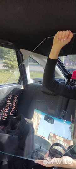 Правое стекло переднее ваз 2110-12