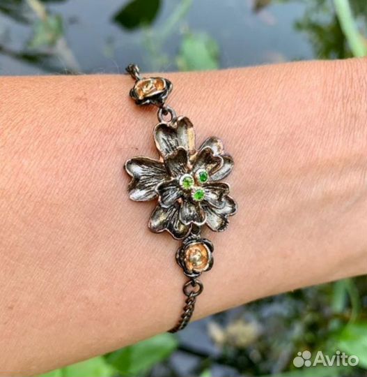 Серебряный браслет с натуральными камнями